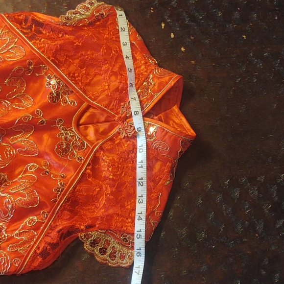 Formal woman's Chinese dress - Picture 10 of 11